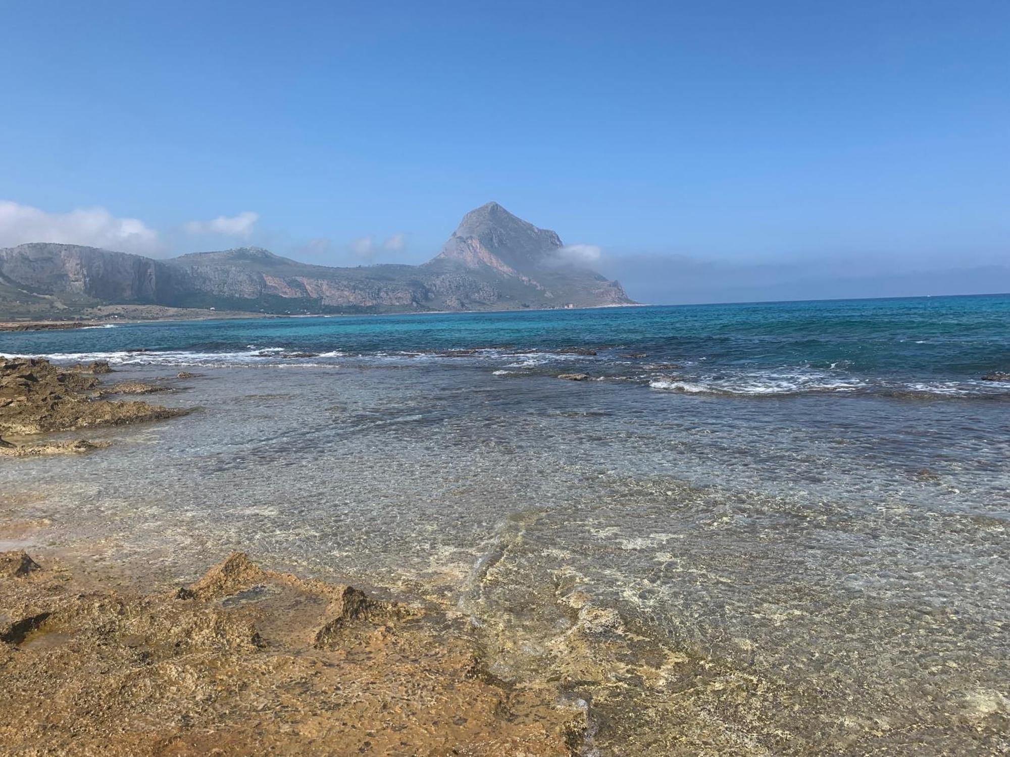L'Oasi Una Pineta Sul Mare 库斯托纳奇 外观 照片