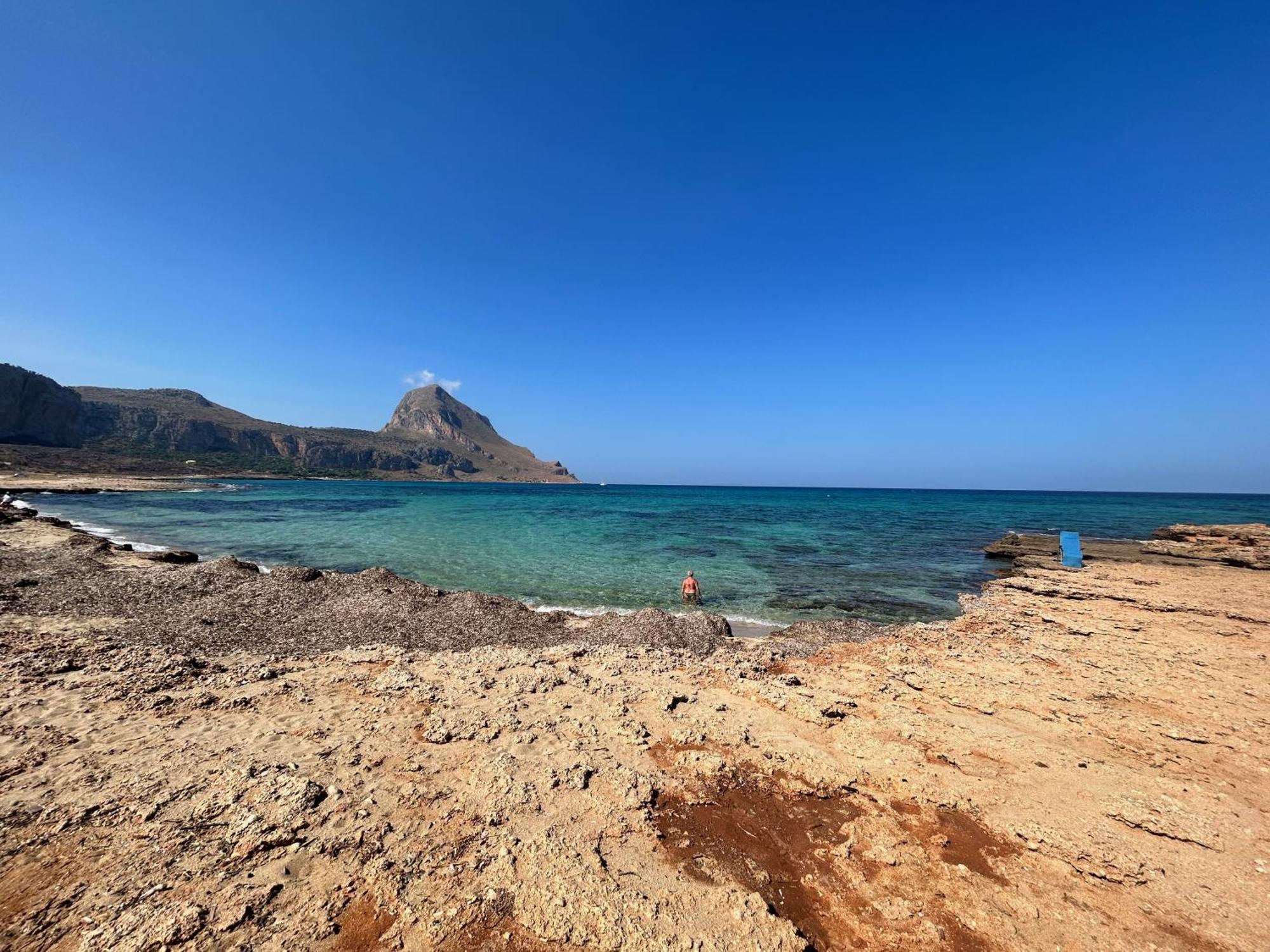 L'Oasi Una Pineta Sul Mare 库斯托纳奇 外观 照片