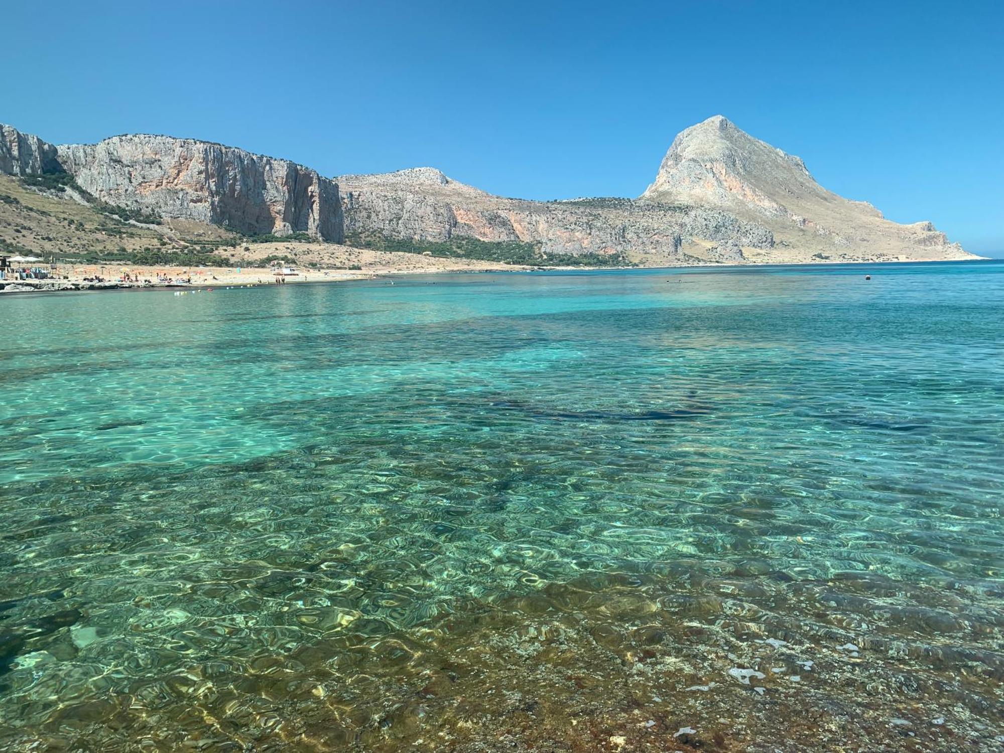 L'Oasi Una Pineta Sul Mare 库斯托纳奇 外观 照片